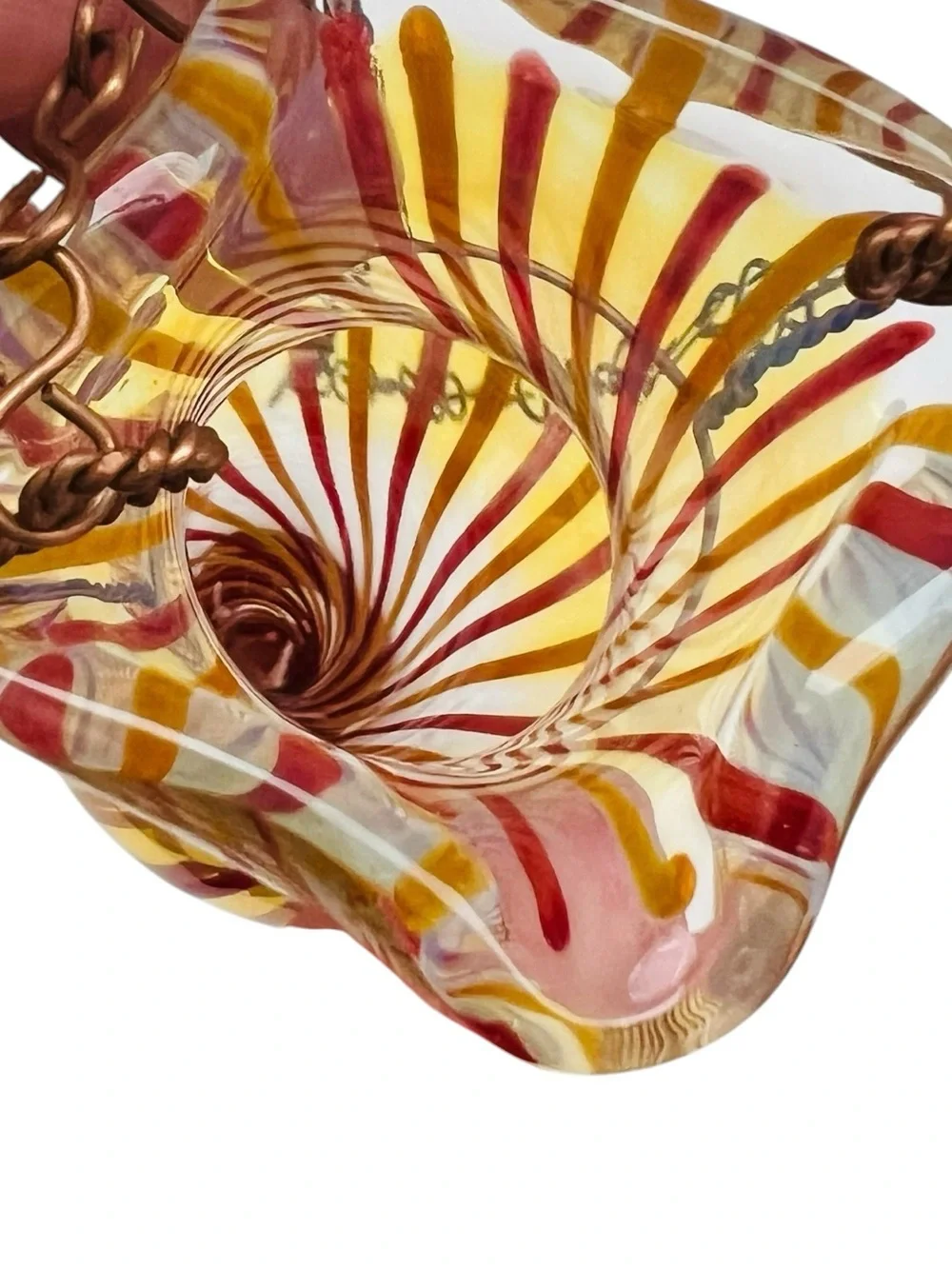 Vintage Robert Coleman Signed RC Handblown Spiral Glass Hanging Chain Bud Vase